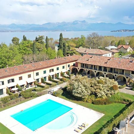 Dolce Blu Sirmione Apartman Rivoltella del Garda Kültér fotó