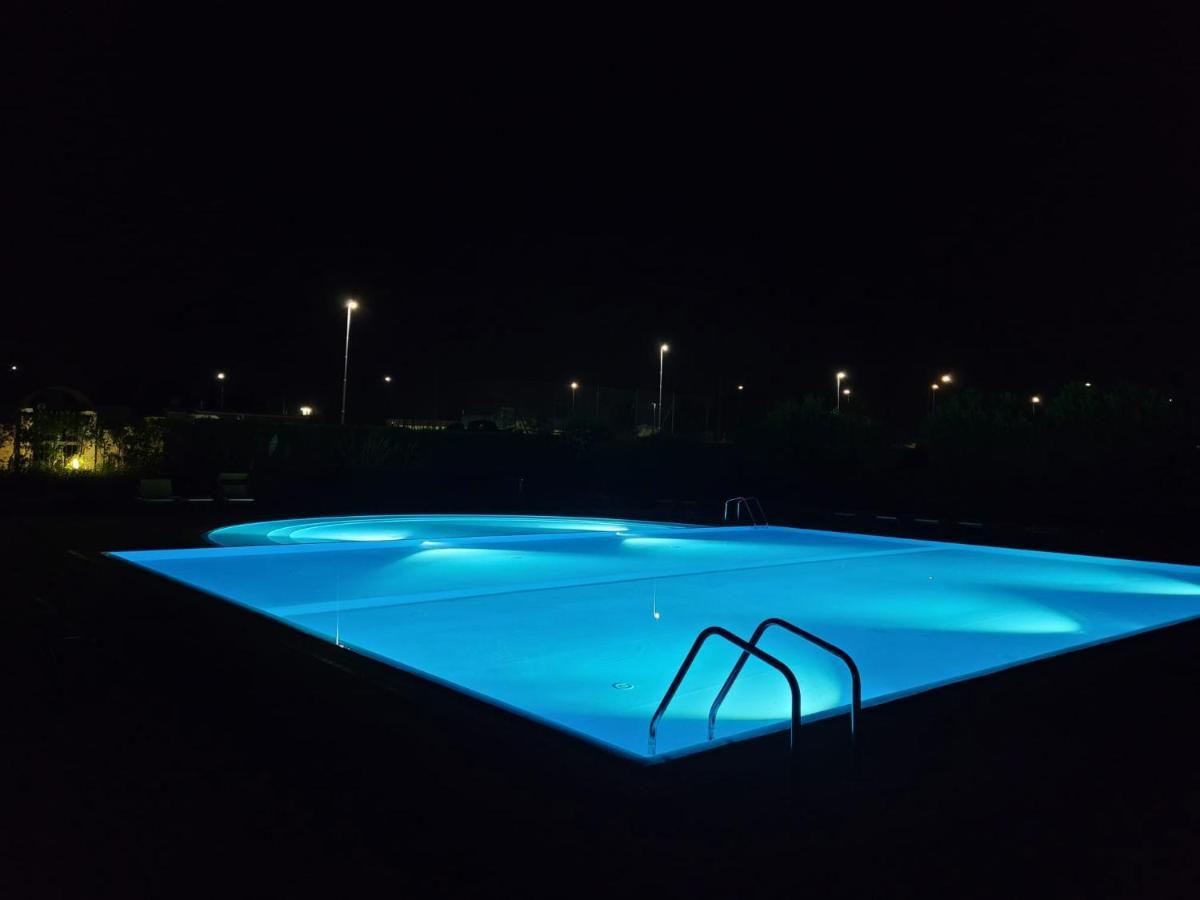 Dolce Blu Sirmione Apartman Rivoltella del Garda Kültér fotó