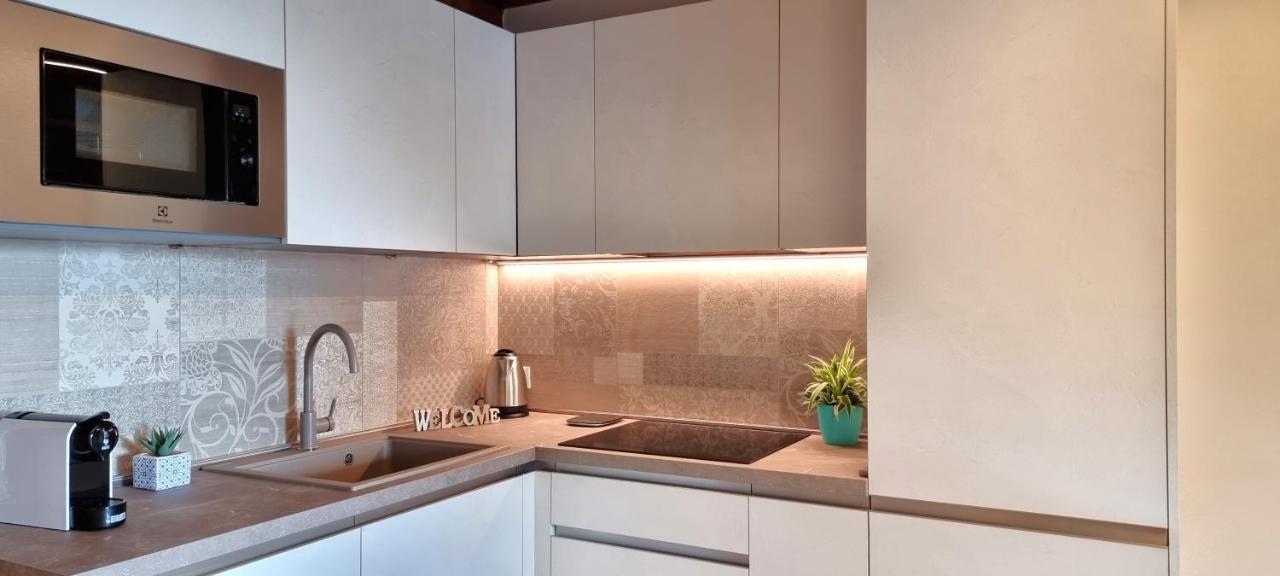 Dolce Blu Sirmione Apartman Rivoltella del Garda Kültér fotó
