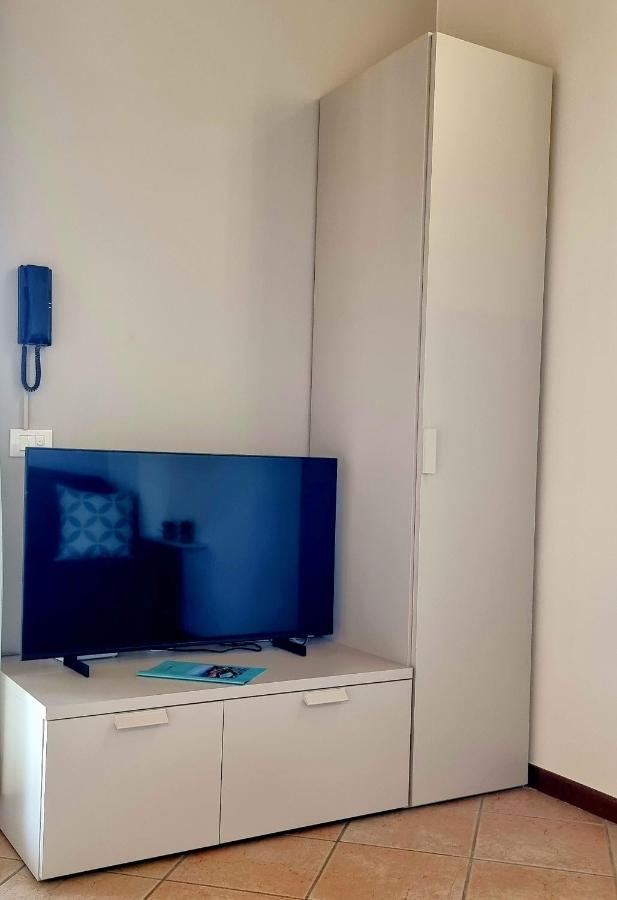 Dolce Blu Sirmione Apartman Rivoltella del Garda Kültér fotó