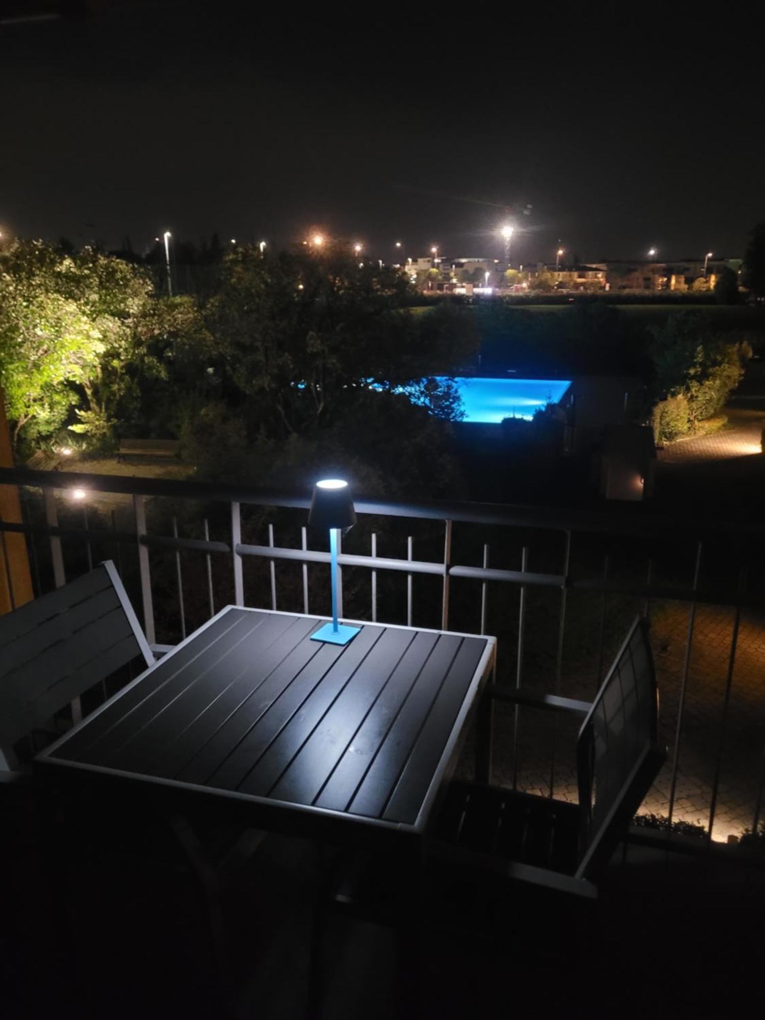 Dolce Blu Sirmione Apartman Rivoltella del Garda Kültér fotó